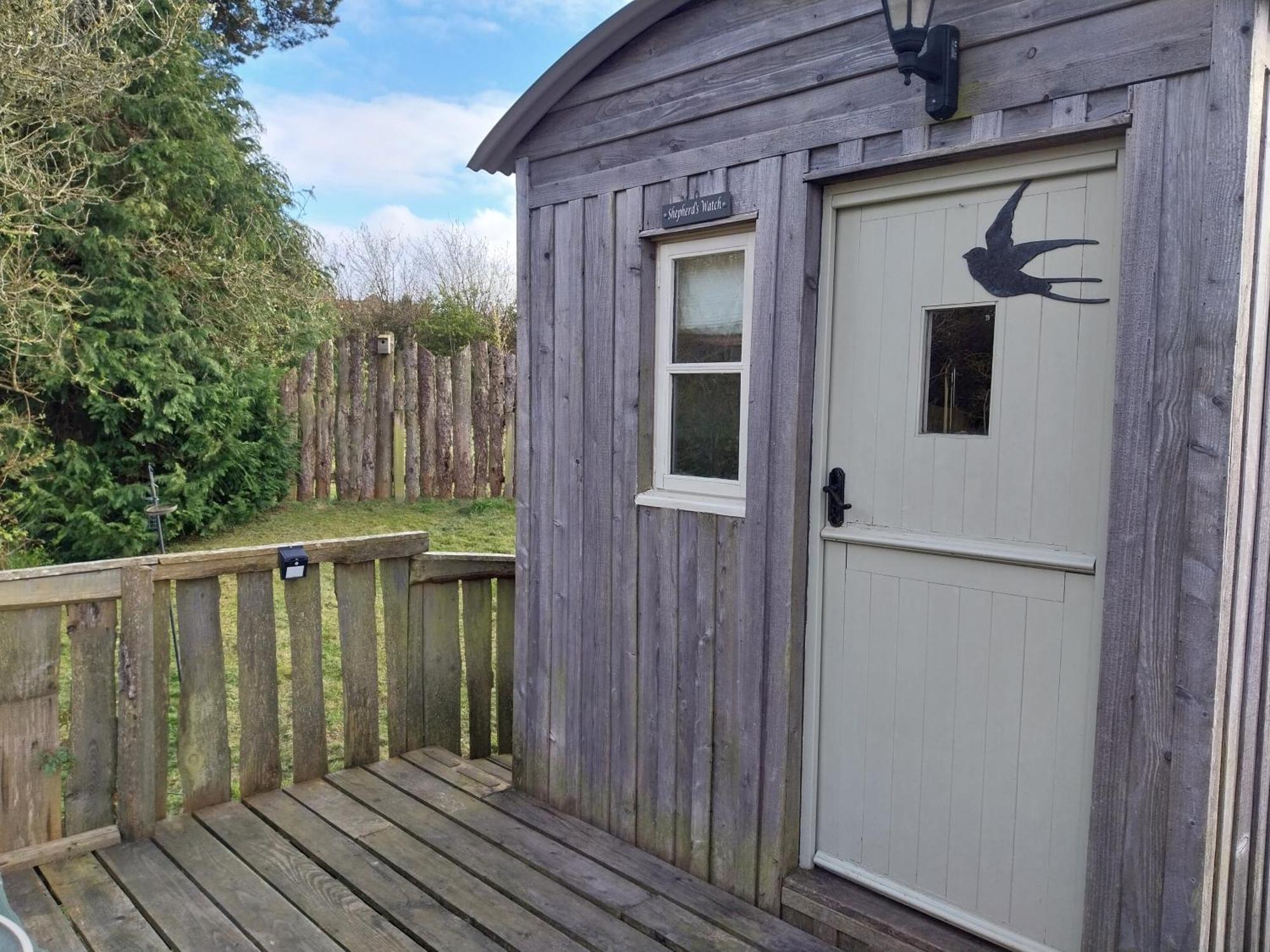 Meadowbeck - Shepherd Huts Fylingdales Екстериор снимка